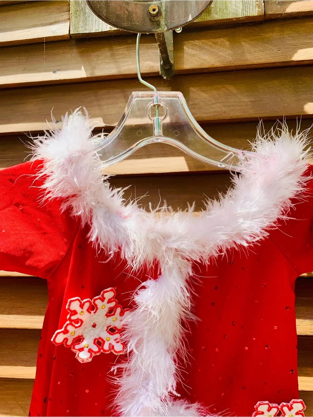 N/A festive red